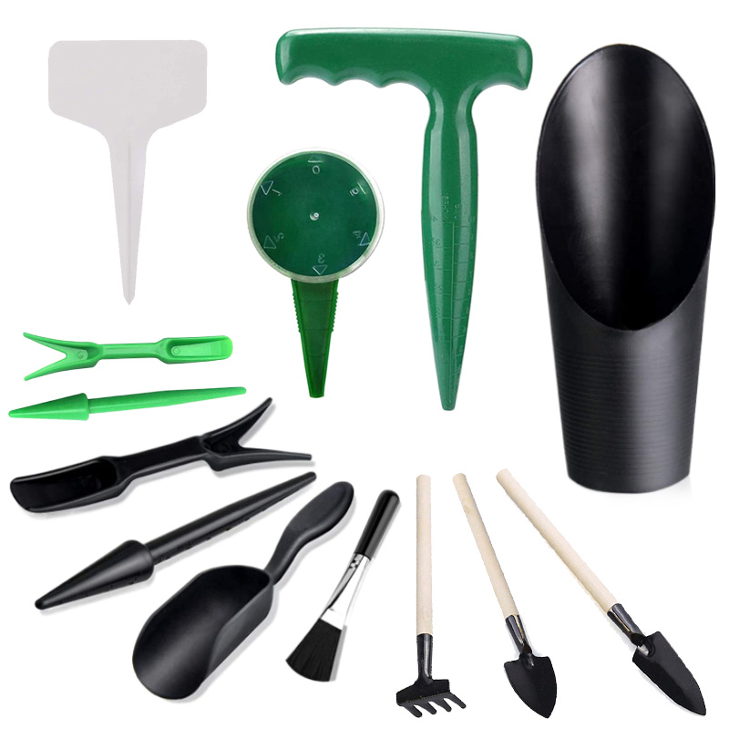 Gardening Tools Bundle - مجموعة أدوات البستنة الصغيرة لوحة التسمية