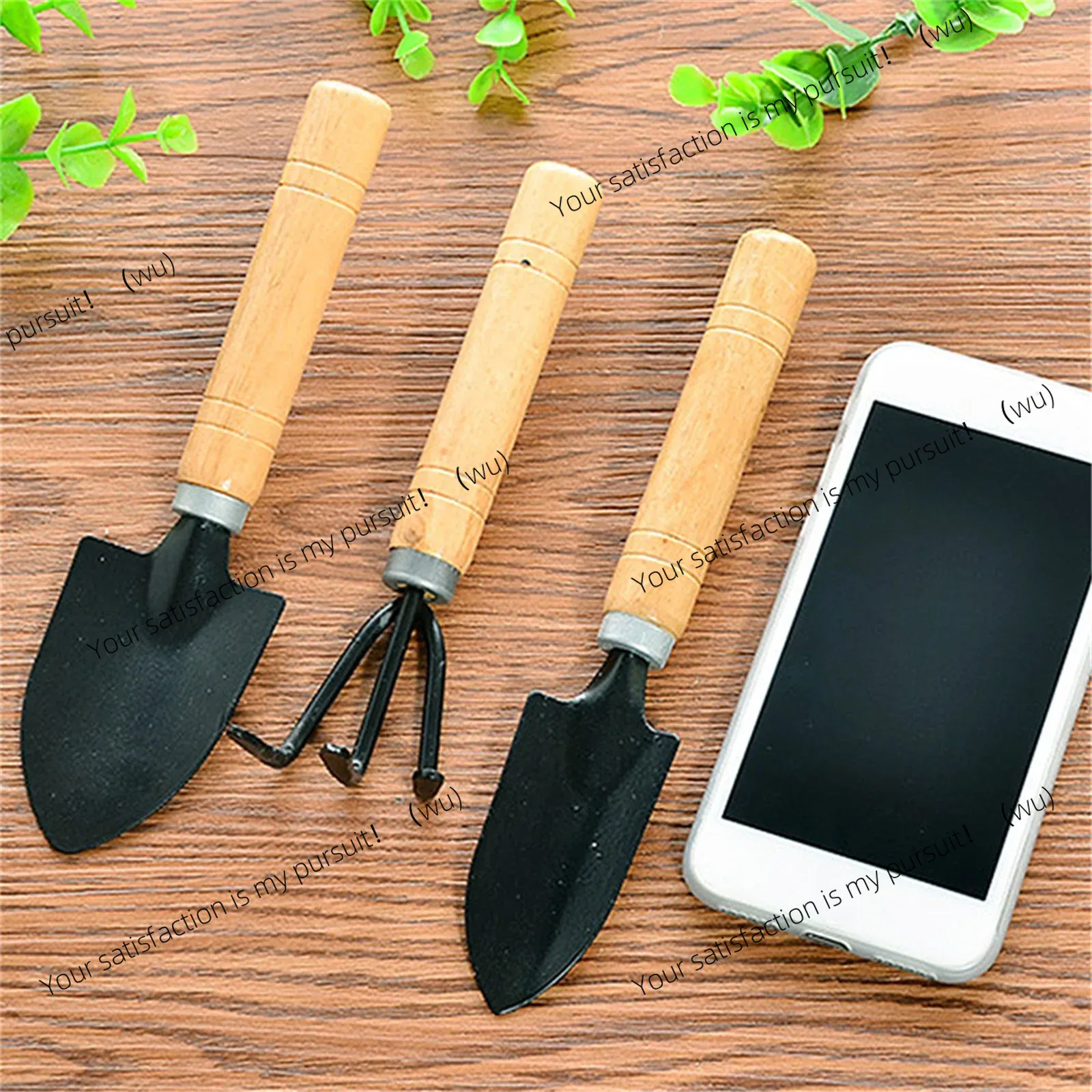 طقم أدوات حدائق صغيرة من 3 قطع - مراجعة Gardening Tools Gift Ideas وسعره